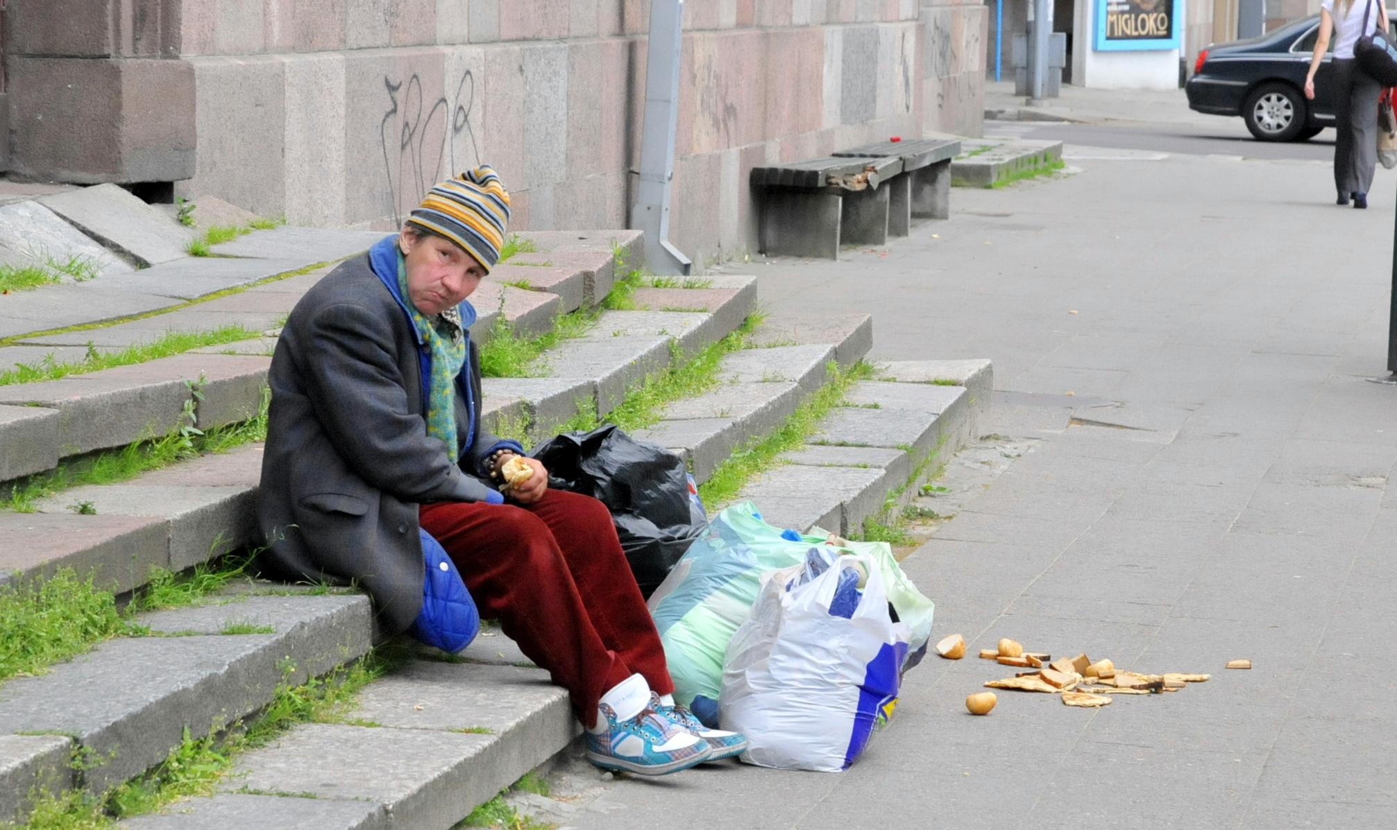 Фото бедного человека