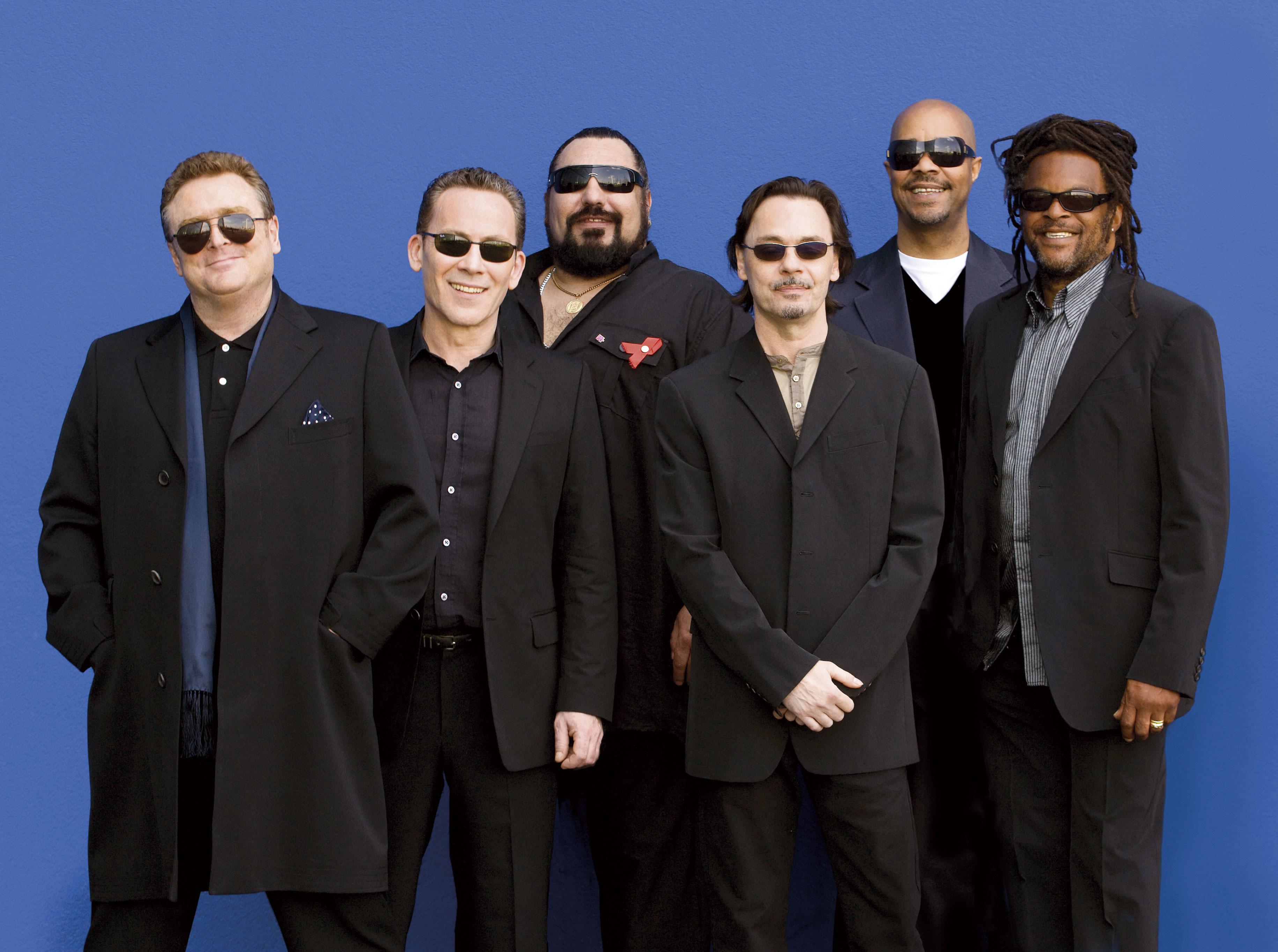 Музыка 40. Группа ub40. Ub40 солист. Группа юби 40. Ub40 Википедия группа.