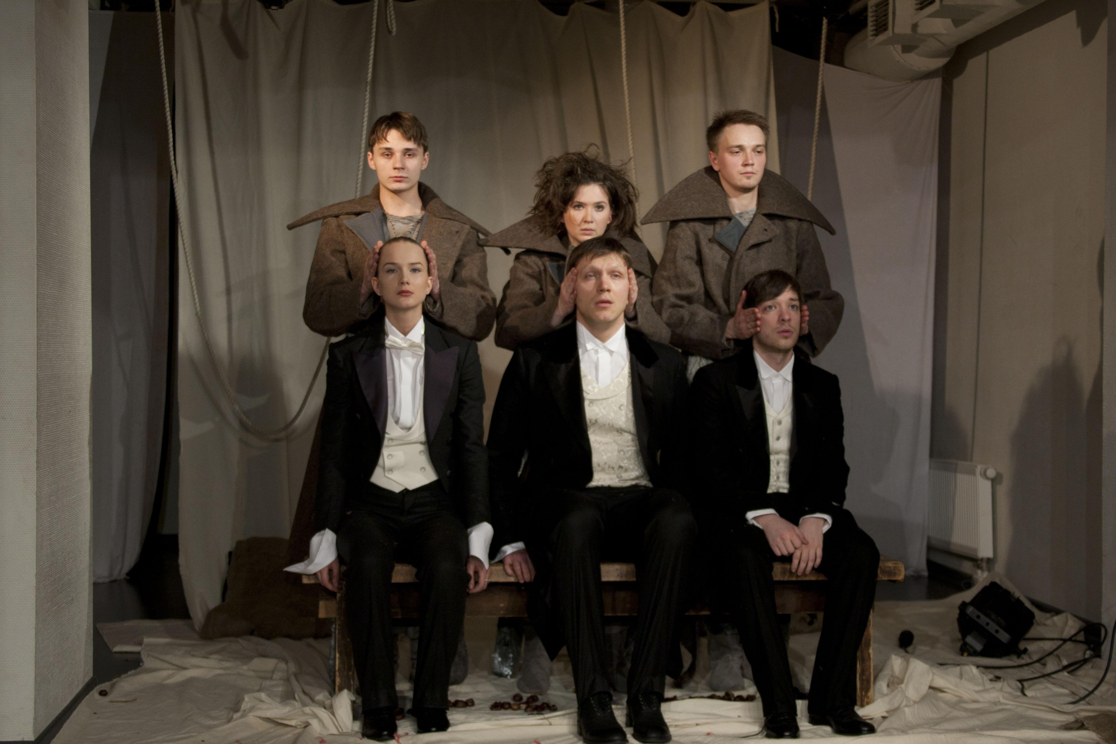 театр современной драматургии 800 человек. лев и птичка спектакль отзывы. спектакль статус в сети. дидона и эней нижний новгород. театр творец.