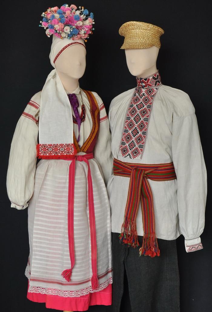 1 национальный белорусский. Белорусский народный костюм Полесья. Белорусский национальный костюм мужской. Белорусский народный костюм мужской. Национальная одежда белорусов.