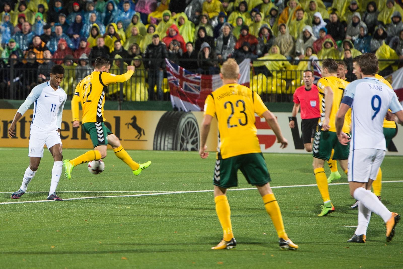 Российская премьер-лига фото. Футбол рфпл. Футболисты сборной литвы. Английская премьер лига. Литва премьер лига.