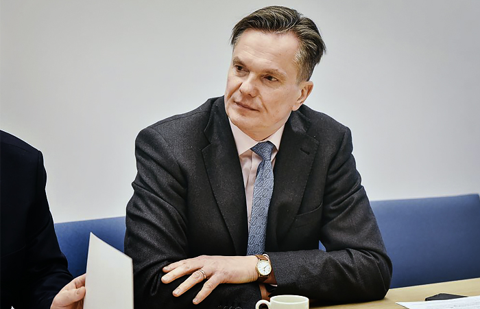 отозванные послы. драгоша виорела тигау. посол румынии в кении драгош виорел цигэу. иран и британия. отозванные послы.