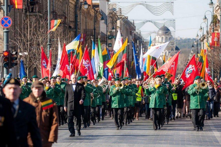 Литва стали. День независимости Литвы 11 марта. День восстановления независимости Литвы. День независимости Литвы 16 февраля. 11 Марта в Литве день восстановления независимости.