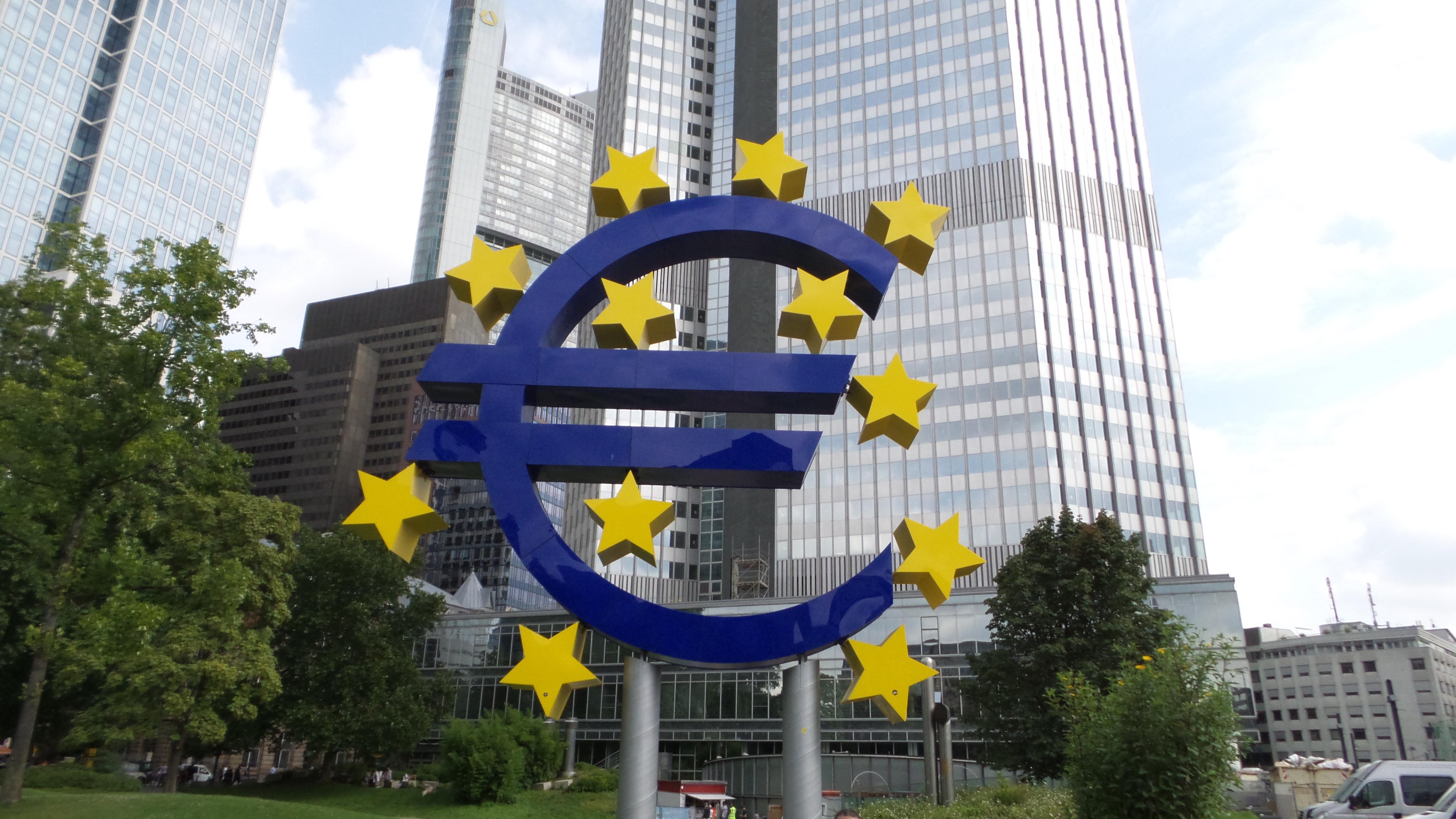 European central bank. Центральный банк европейского Союза. Европейский Центральный банк евро. Европейский Центральный банк (ЕЦБ) функции. Штаб-квартира европейского центрального банка (European Central Bank Headquarters).