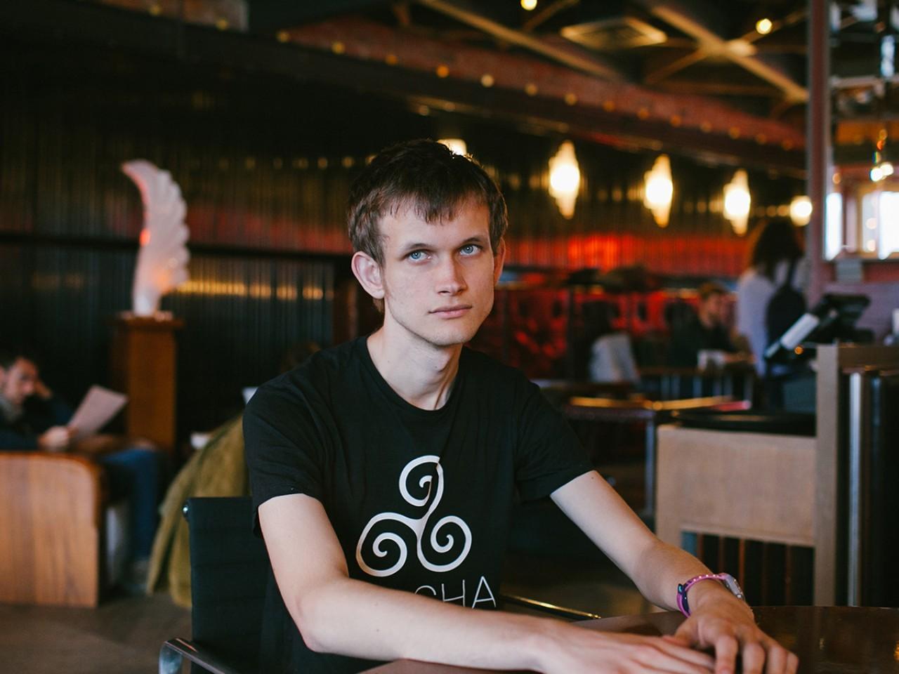 Виталик бутерин фото. Бутерин. Vitalik Buterin. Виталик создатель эфириума.