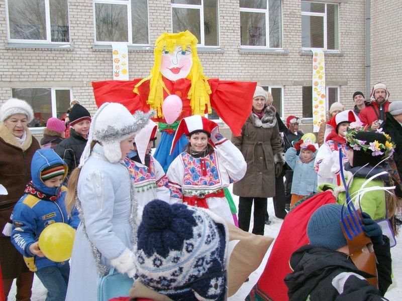 Весёлая Масленица - не чужой праздник для клайпедских школьников.