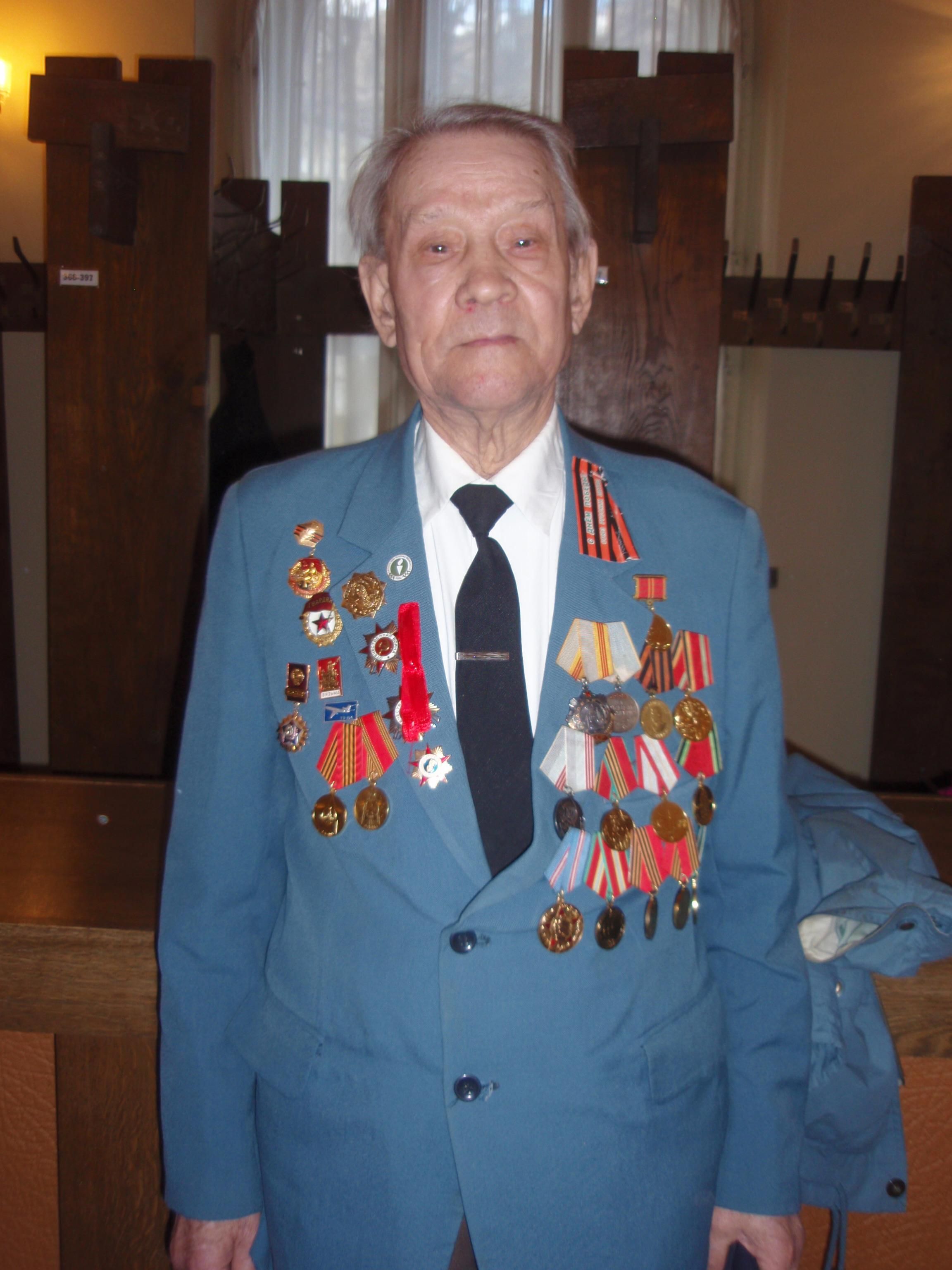 Бывший фронтовик Пётр Герасимович Мачнев. Фото Елены Пожарицкой.