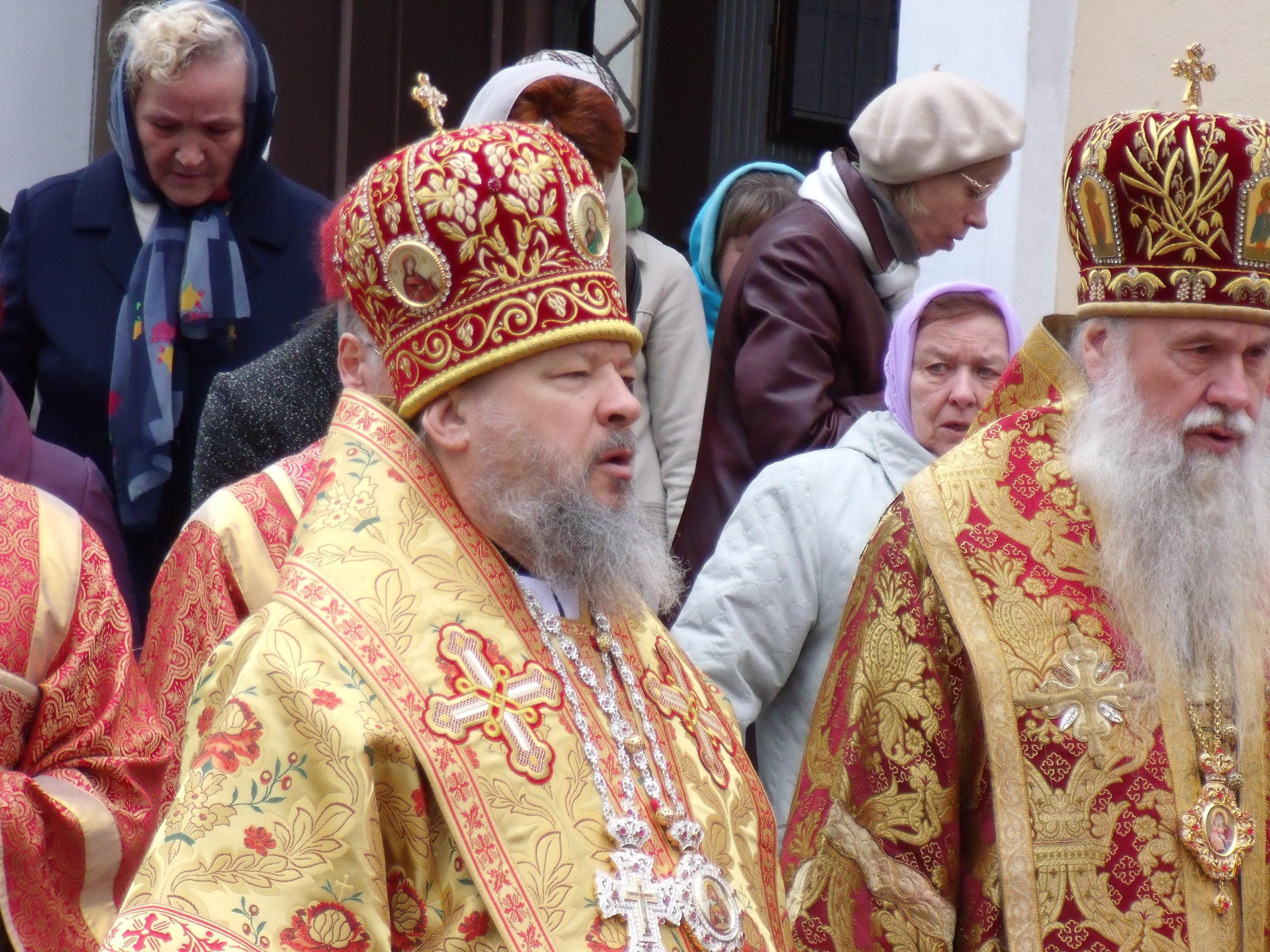 Митрополит Виленский и Литовский Хризостом (справа) и Архиепископ Красноярский и Енисейский Антоний.