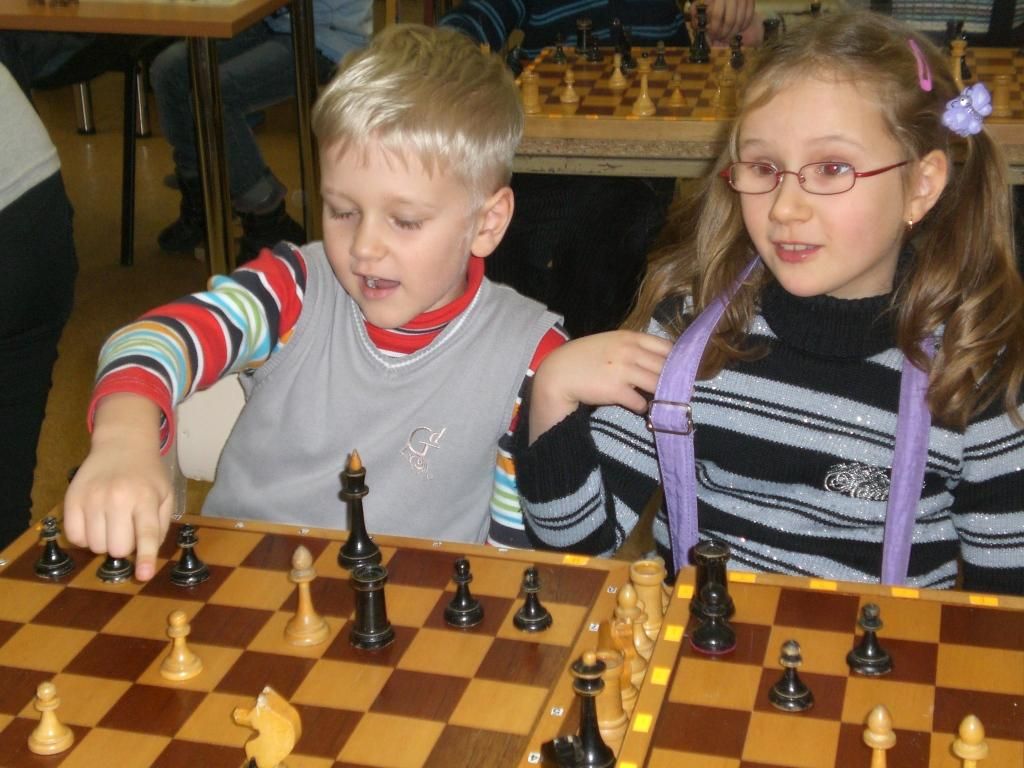 Участники турнира (слева - самый молодой участник Максим Савичев). Фото Ирины Беляевой.