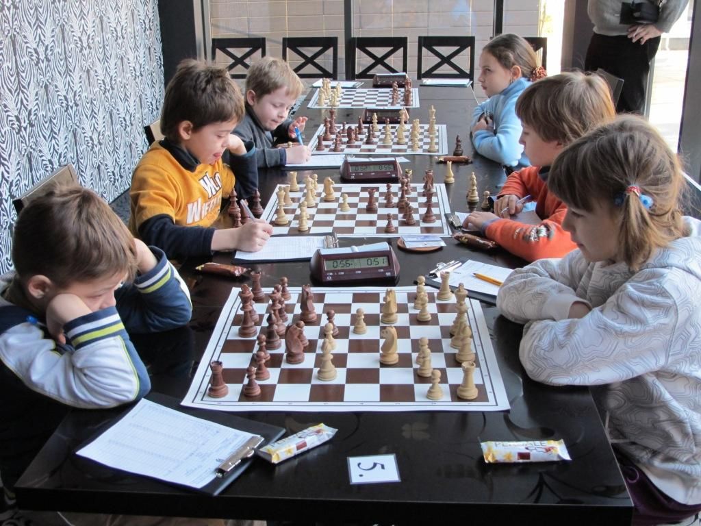 Моменты шахматных встреч. Фото Жанны Шибаевой.
