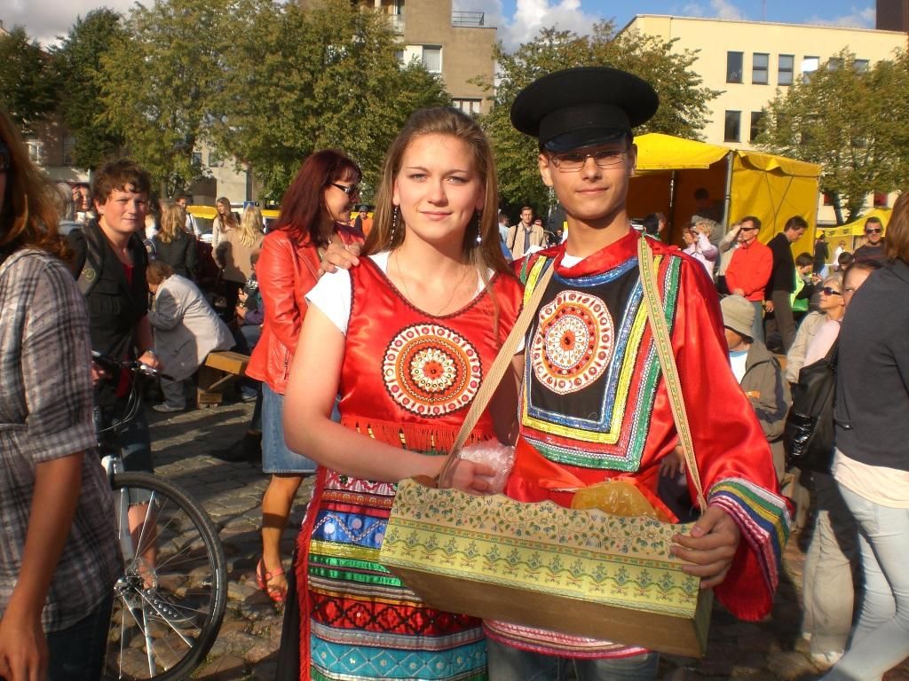 Русские коробейники театра «Отрада». Фото автора.