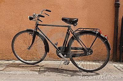 За велосипед стоимотью в 550 евро клиент сэконд хэнда заплатил 40 евро. Фото: Рhototimes.ru.