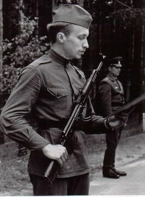 Лидер консерваторов Литвы Андрюс Кубилюс в свое время отслужил в Советской армии. Фото http://rusedin.ru