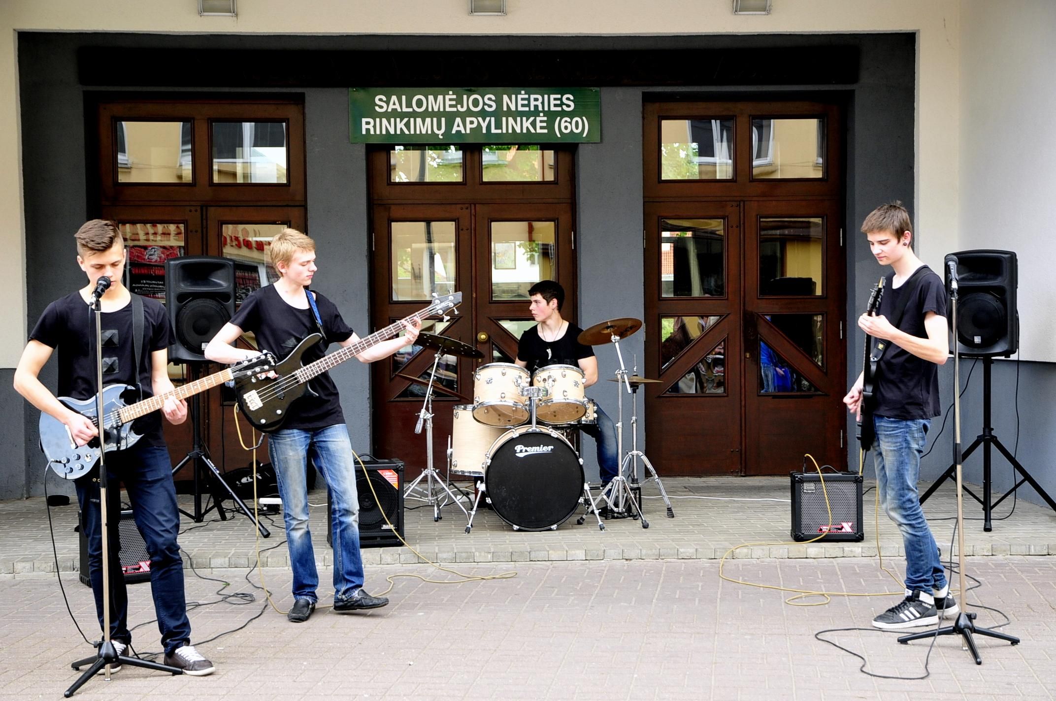 Ассоциативное фото из архива "Обзора". Автор - Владимир Клоповский