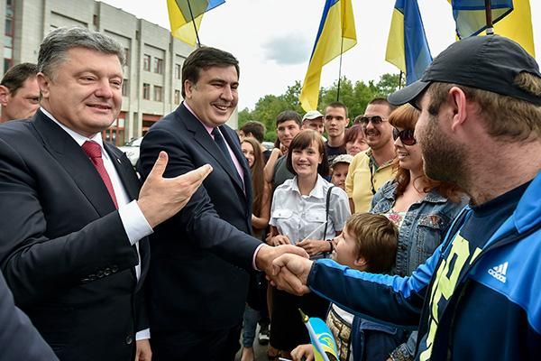 Петр Порошенко и Михаил Саакашвили Фото: AP