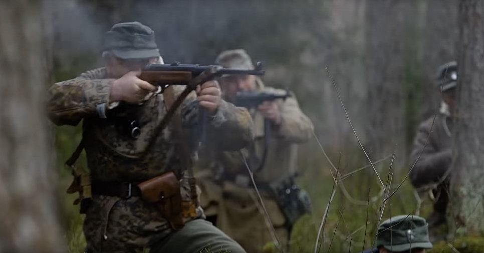 © NATO Кадр из фильма "Лесные братья. Сражение за Балтию", снятый документалистами НАТО