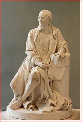 Статуя Д’Аламбера в Лувре