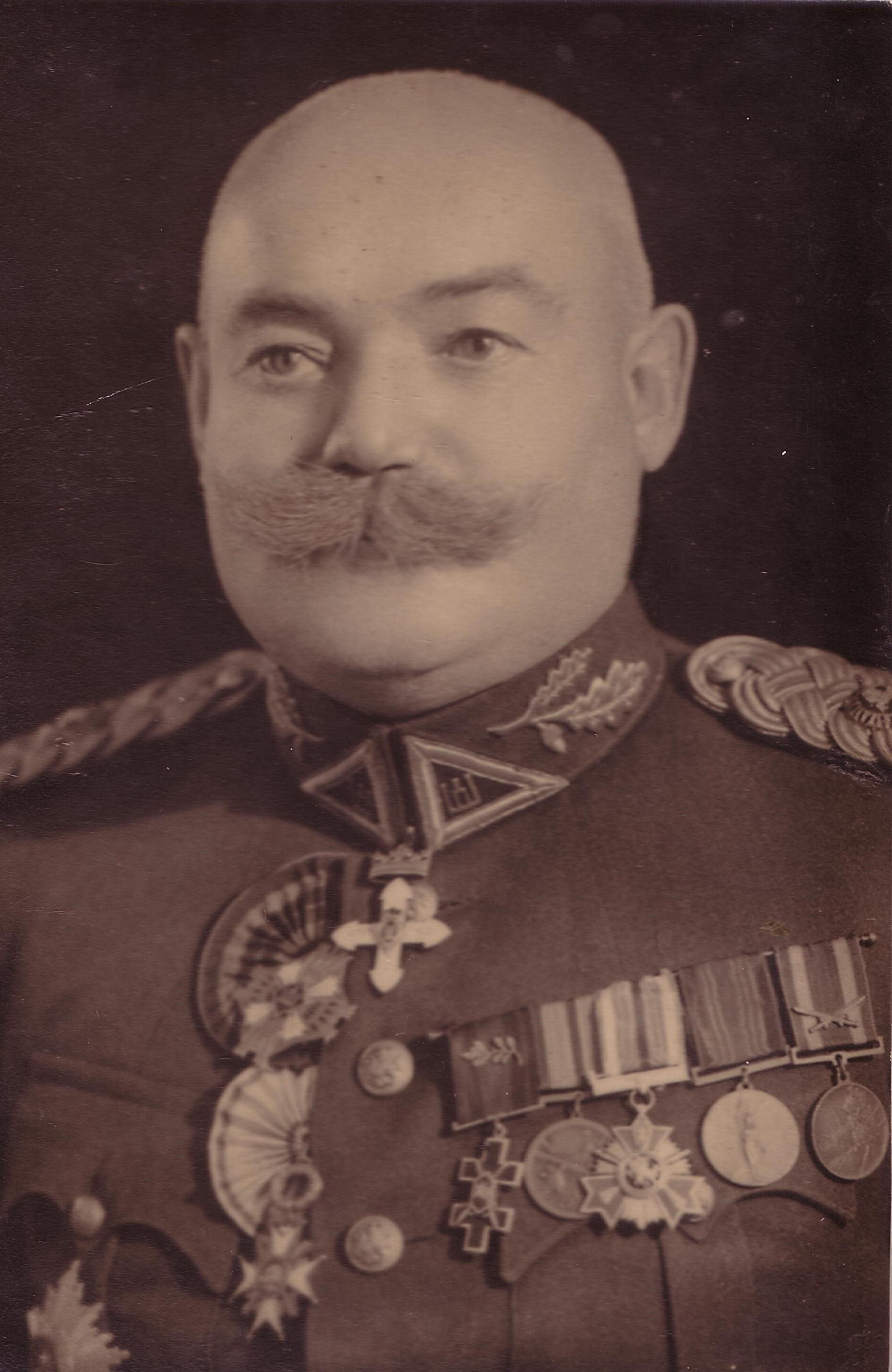 Генерал Юлиан Иванович Чапликас