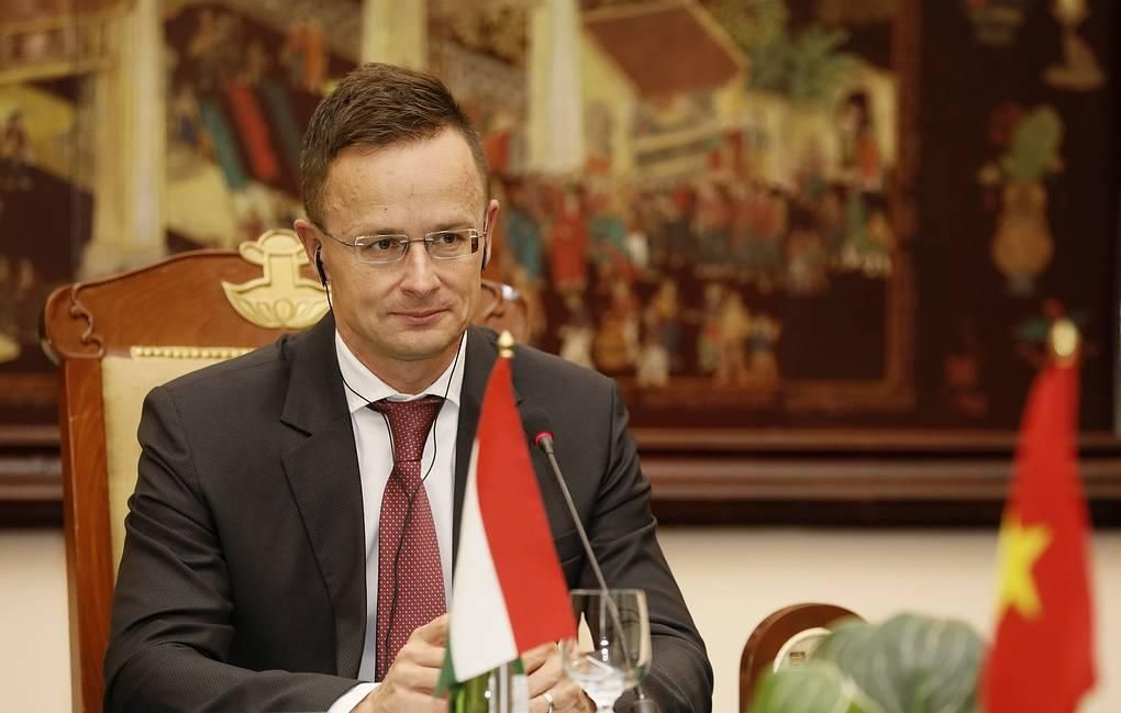 Министр иностранных дел и внешнеэкономических связей Венгрии Петер Сийярто © EPA-EFE/LUONG THAI LINH