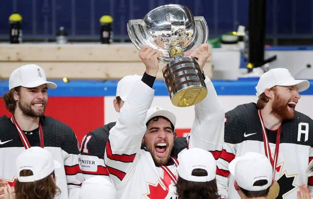 Хоккеисты сборной Канады © Наталия Федосенко/ТАСС