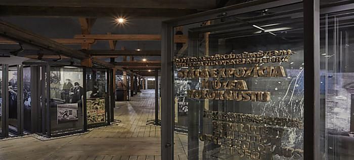 На снимке: музей Холокоста в городе Серед, где был трудовой лагерь