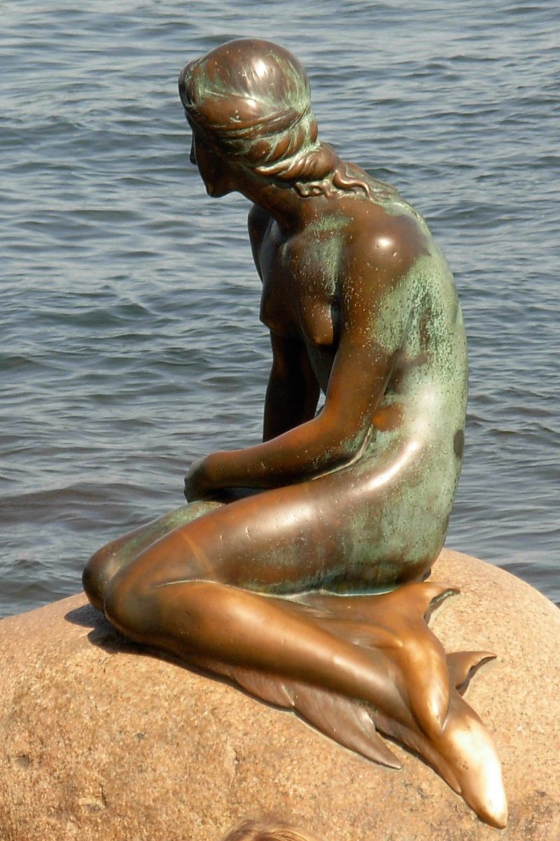 Русалочка в Копенгагене. Фото: Википедия