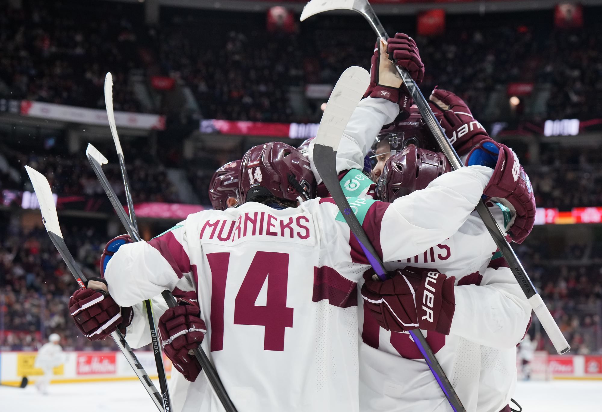 www.iihf.com