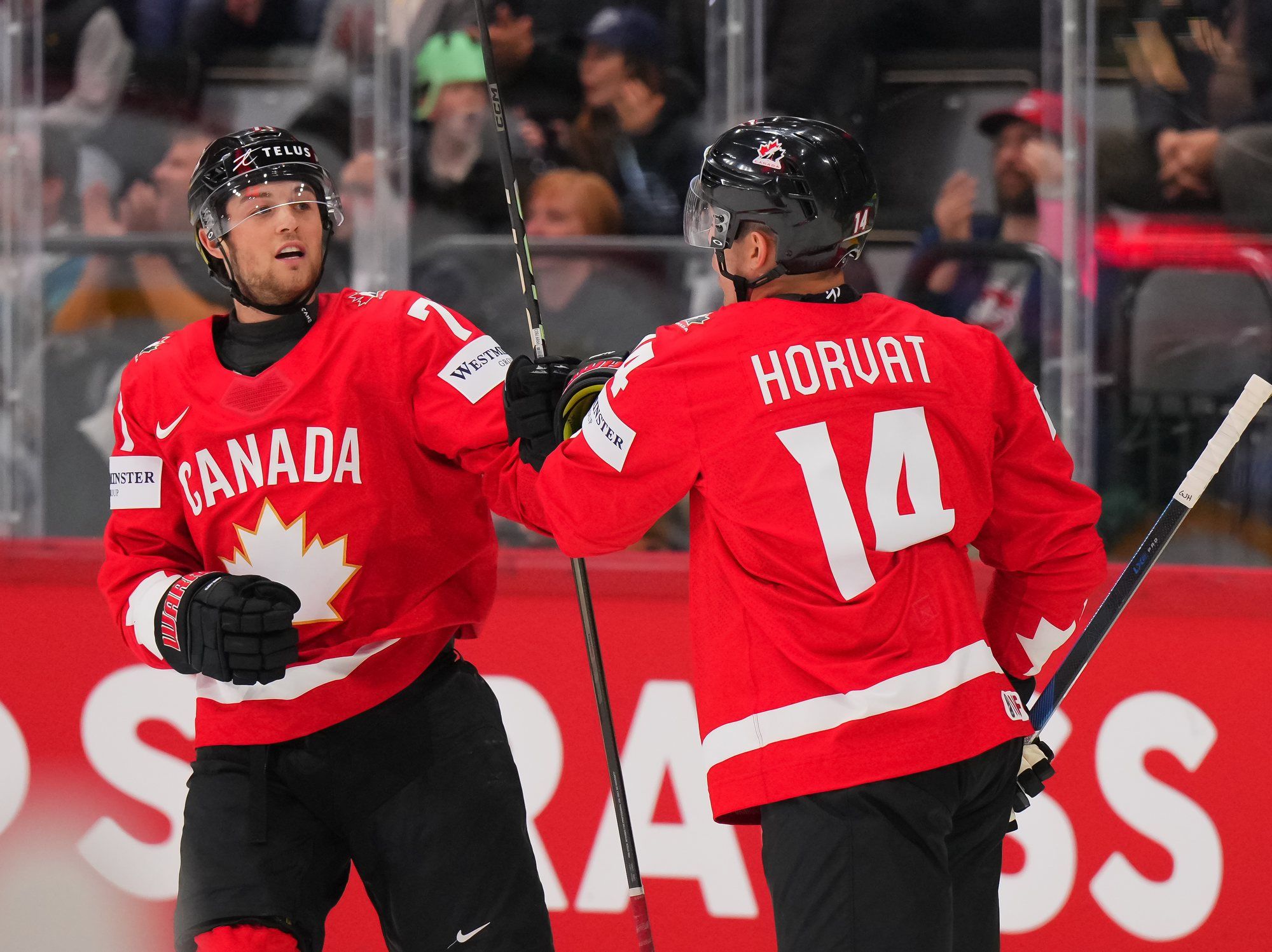 www.iihf.com