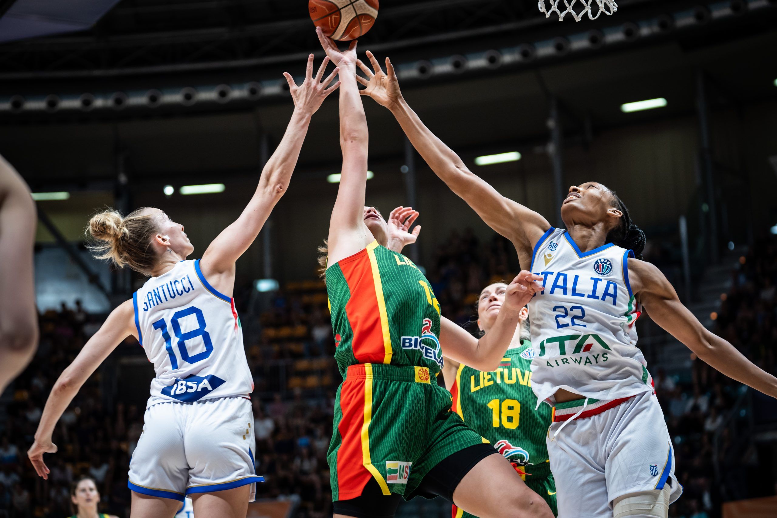 https://ltu.basketball
