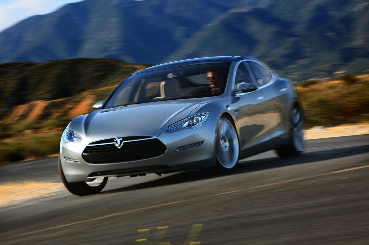 Tesla Model S. Фото: Mqofscots
