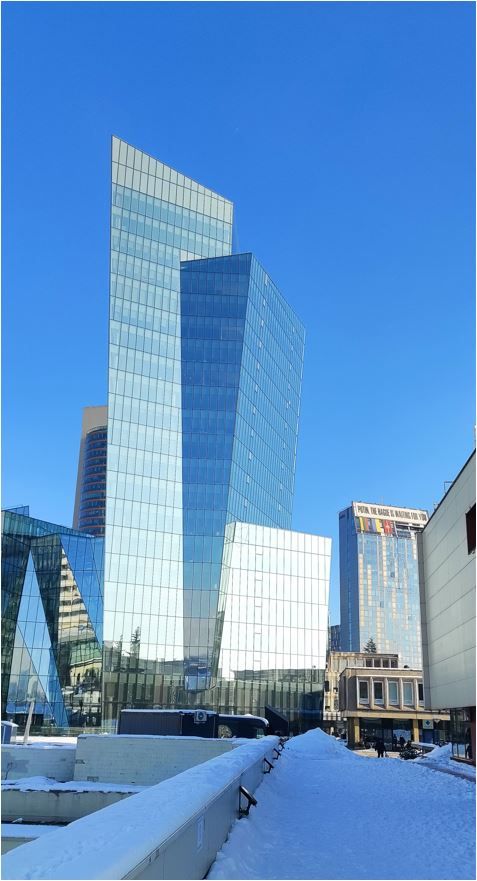 Фото: Понад Викторов, "Обзор"