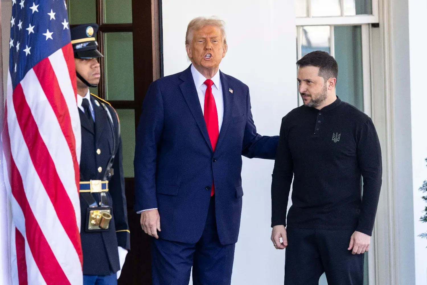 Joshua Sukoff/Shutterstock.com. Дональд Трамп и Владимир Зеленский