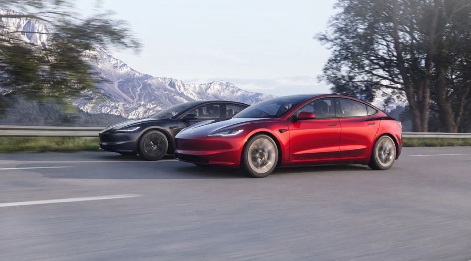 Фото: Tesla Tesla Model 3