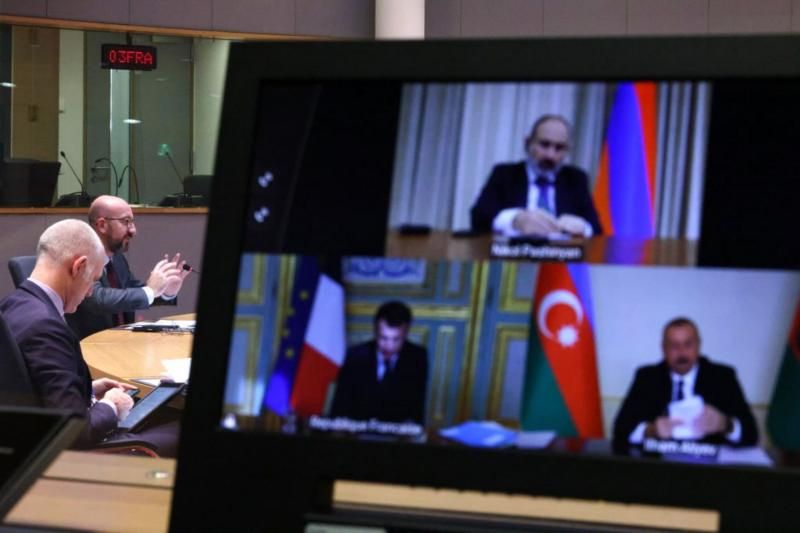 EU COUNCIL Видео конференция в Брюсселе с участием Макрона, Алиева и Пашиняна в 2022 году