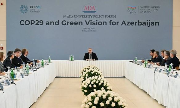 Фото: president.az Ильхам Алиев на Международном форуме «СОР29 и Зелёное видение для Азербайджана», Баку