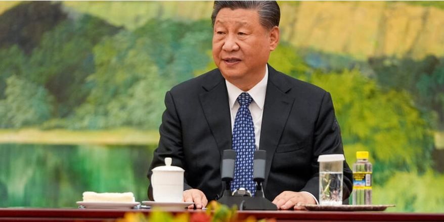 Глава КНР Си Цзиньпин via REUTERS - Mark Schiefelbein