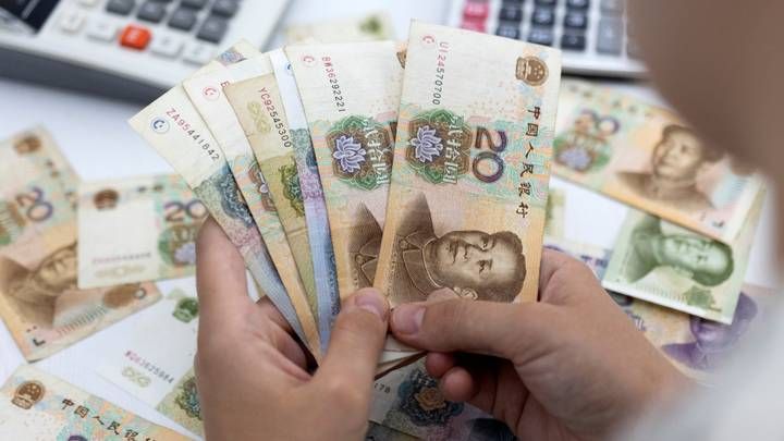 Центробанк назвал юань основной иностранной валютой в России / Photo: Reuters