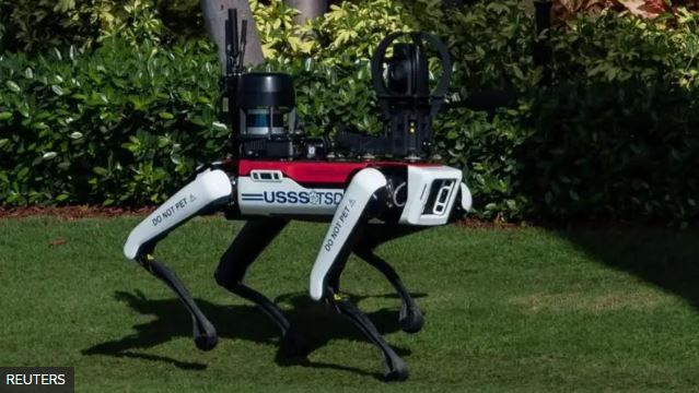 Внешне роботы Boston Dynamics очень напоминают внушающих ужас собак-убийц из футуристического сериала «Черное зеркало»