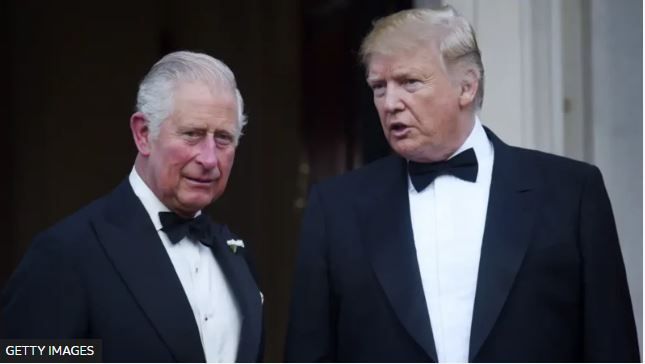 В 2019 году, во время первого государственного визита Трампа, принц Чарльз еще был наследником престола, принцем Уэльсским