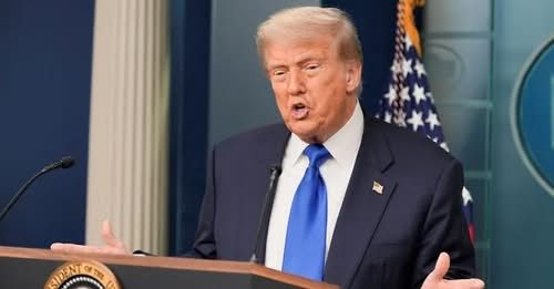 Трамп грозит пошлинами на мебель и иностранные фильмы / Reuters
