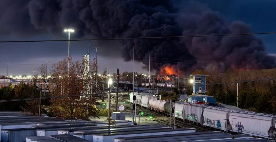 Крушение грузового самолета в Луисвилле