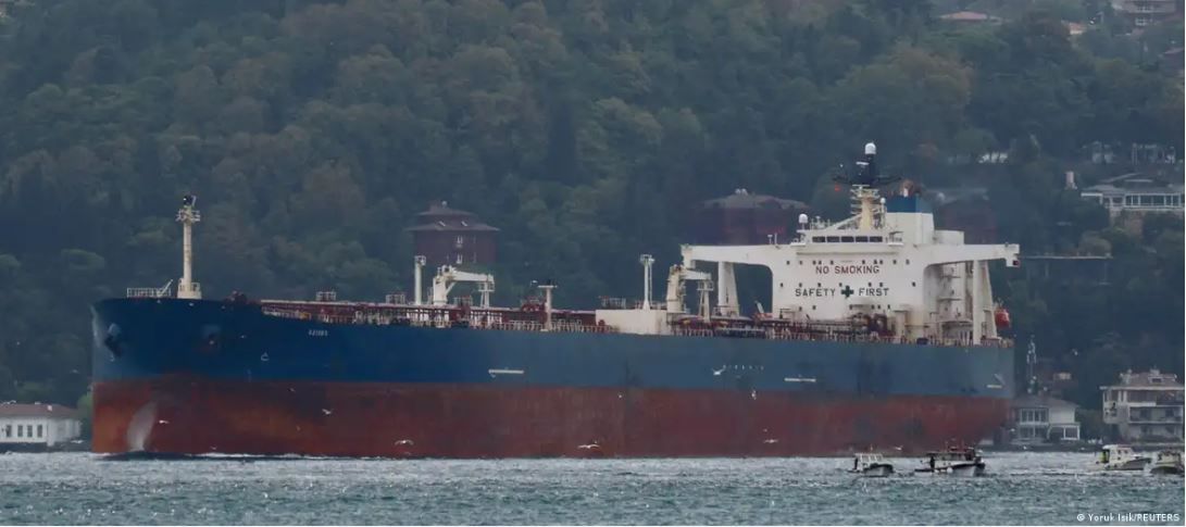 Нефтяной танкер Kairos у берегов Турции в Черном море (фото из архива) Фото: Yoruk Isik/REUTERS