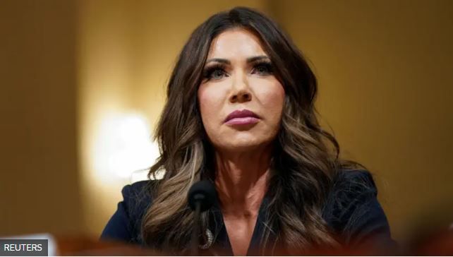 Министр внутренней безопасности Кристи Ноэм заявила, что подозреваемому в нападении в Брауновском университете «никогда не следовало разрешать въезд» в США