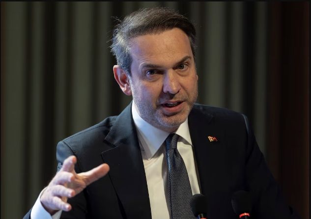 Министр энергетики и природных ресурсов Турции Алпарслан Байрактар