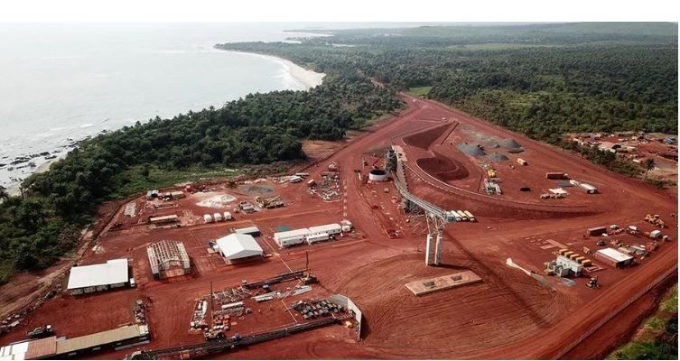 Бокситовое месторождение в Гвинее (Фото: im-mining.com)