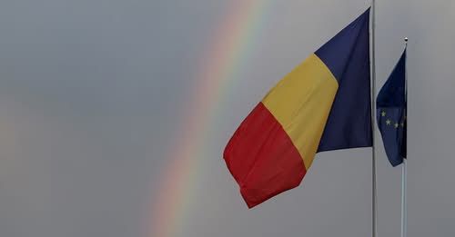 Флаги Румынии и ЕС / Reuters