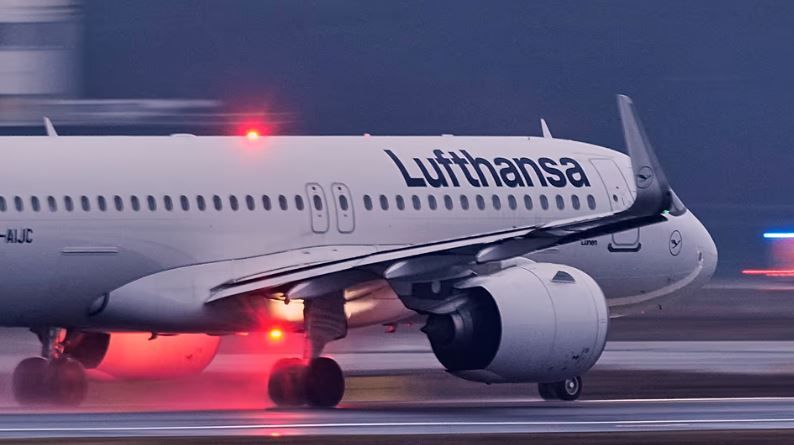 Авторское право AP Photo/Michael Probst