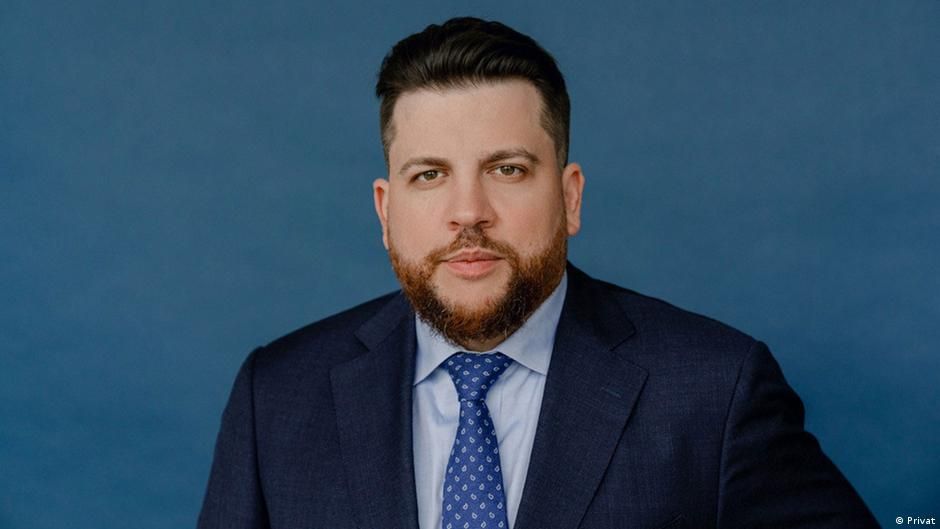 Леонид Волков