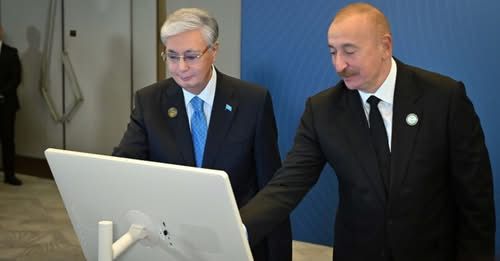 Президенты Казахстана Касым-Жомарт Токаев и Азербайджана Ильхам Алиев