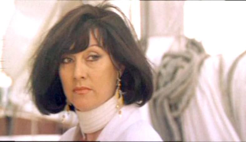 Ирина Мирошниченко в роли мадам Вонг